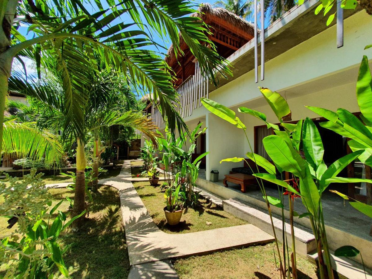 Palm Green Hotel Kuta (Lombok) Exterior foto