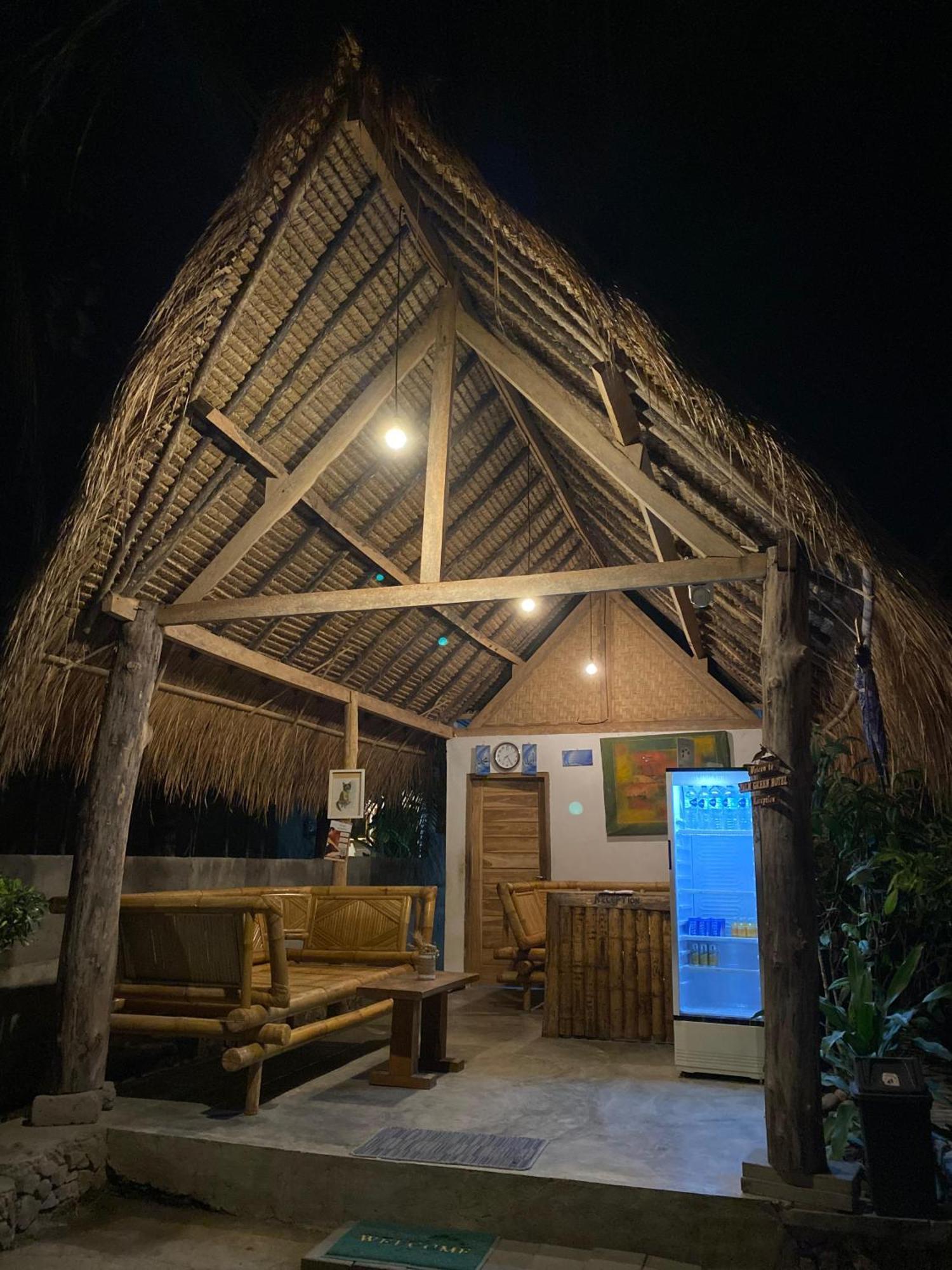 Palm Green Hotel Kuta (Lombok) Exterior foto